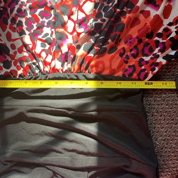 B. Smart- woman’s dress - Picture 5 of 5